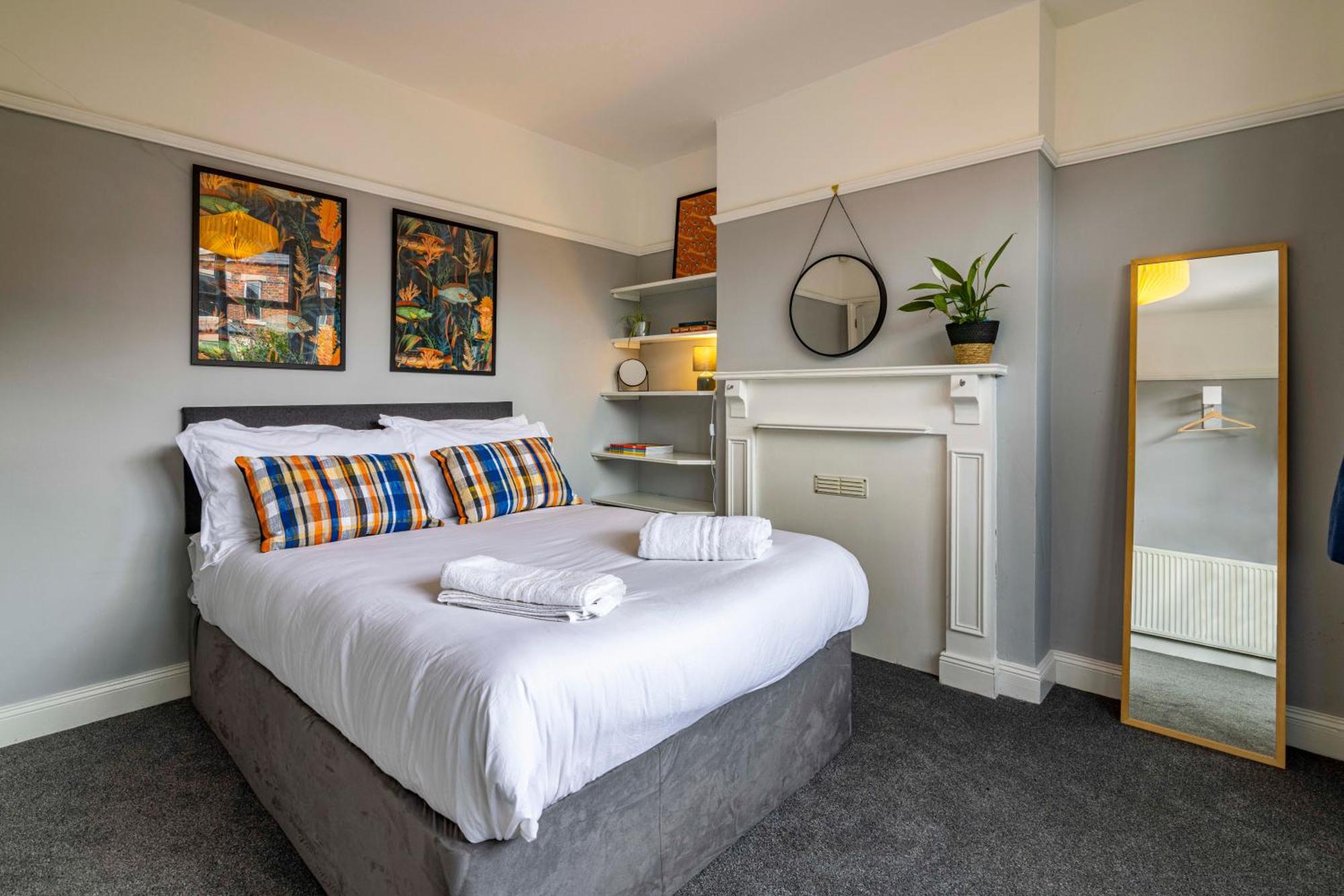 Lovely 4Bdr Home- Off Street Parking Sleeps 7 Nottingham Luaran gambar