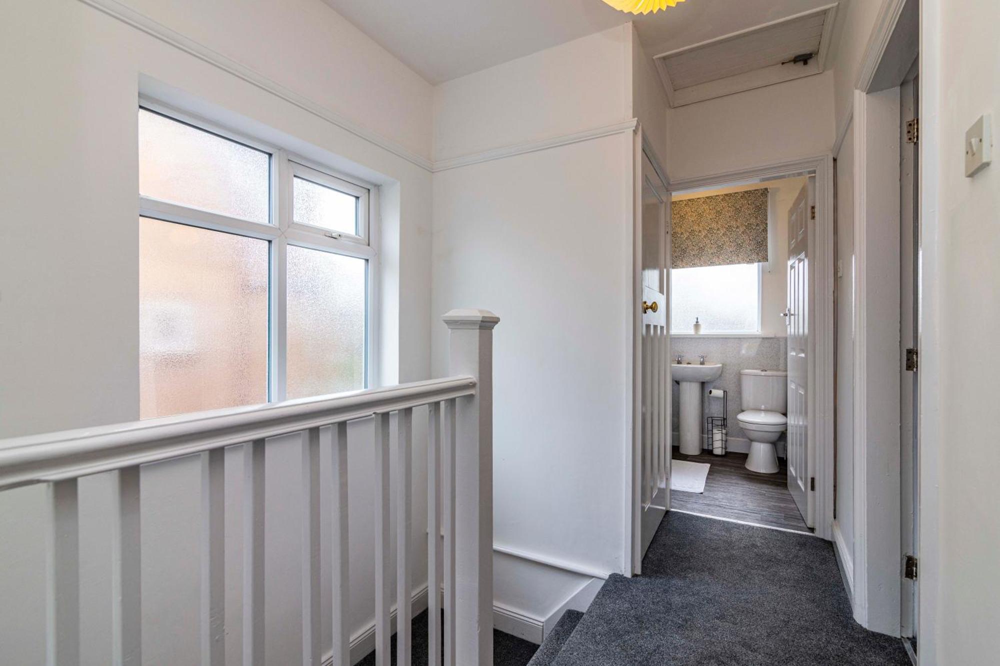 Lovely 4Bdr Home- Off Street Parking Sleeps 7 Nottingham Luaran gambar