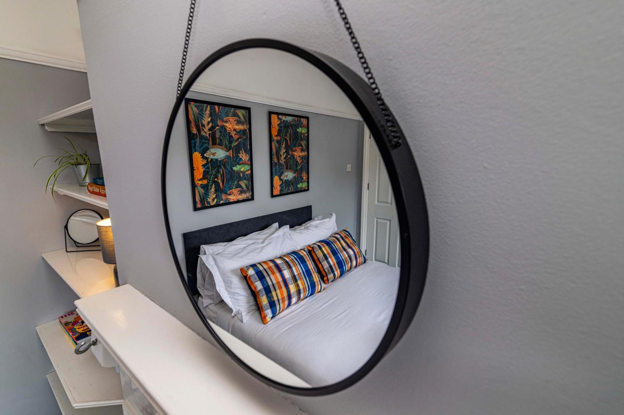 Lovely 4Bdr Home- Off Street Parking Sleeps 7 Nottingham Luaran gambar