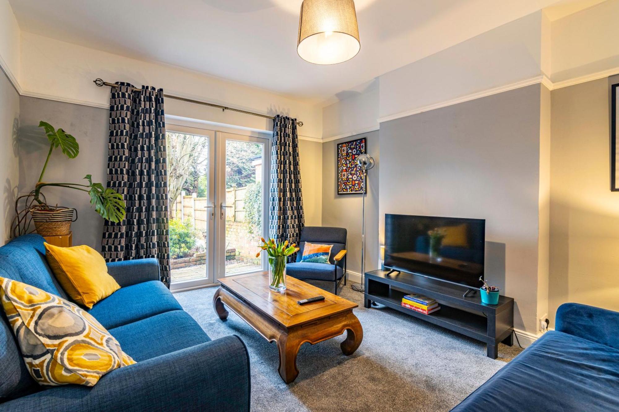 Lovely 4Bdr Home- Off Street Parking Sleeps 7 Nottingham Luaran gambar