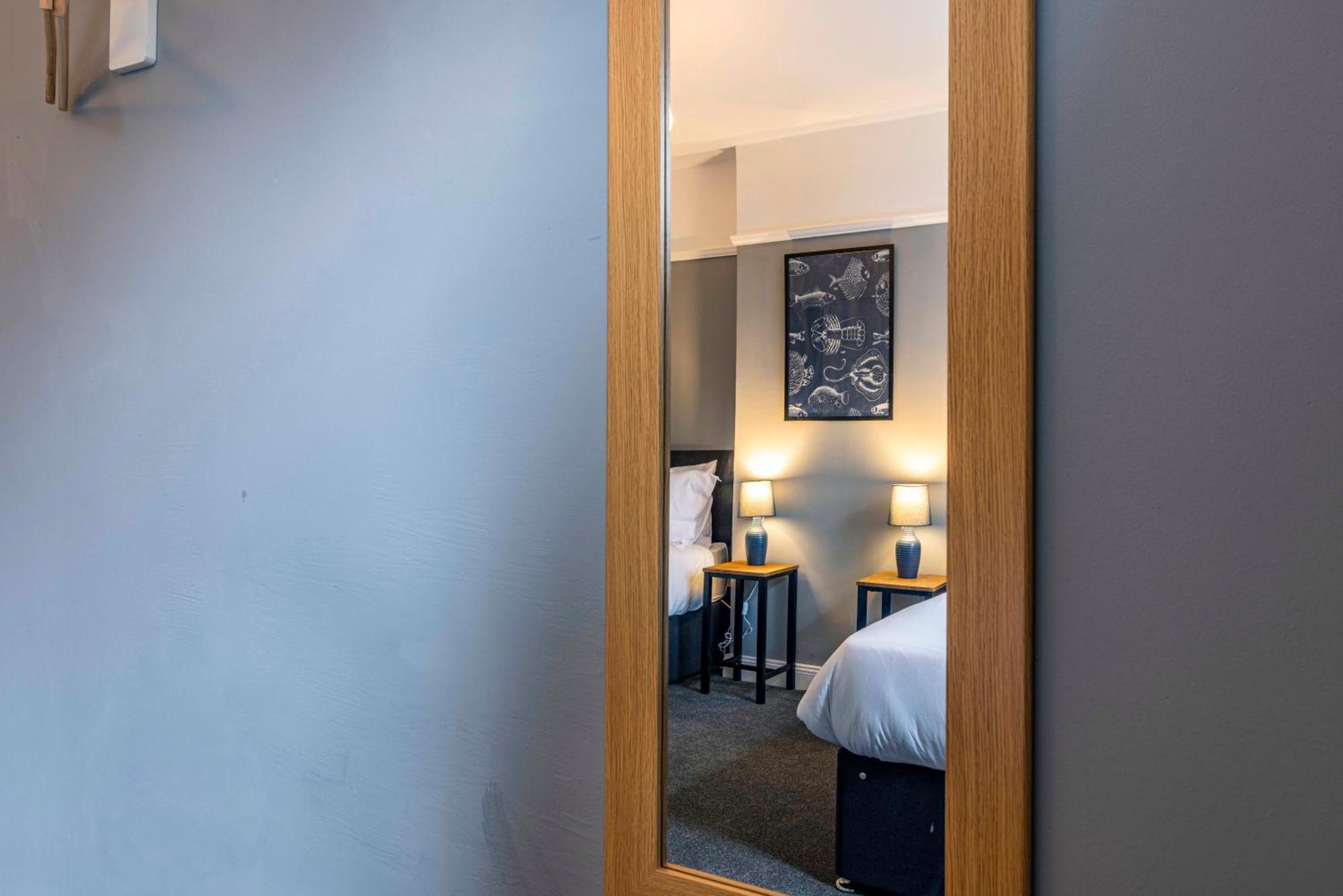 Lovely 4Bdr Home- Off Street Parking Sleeps 7 Nottingham Luaran gambar
