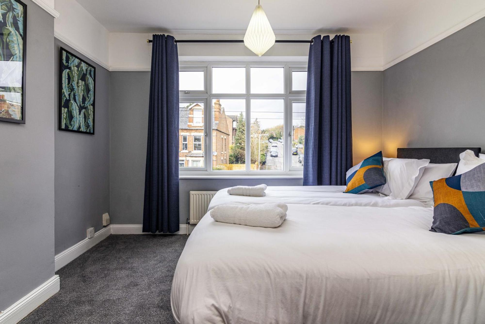 Lovely 4Bdr Home- Off Street Parking Sleeps 7 Nottingham Luaran gambar