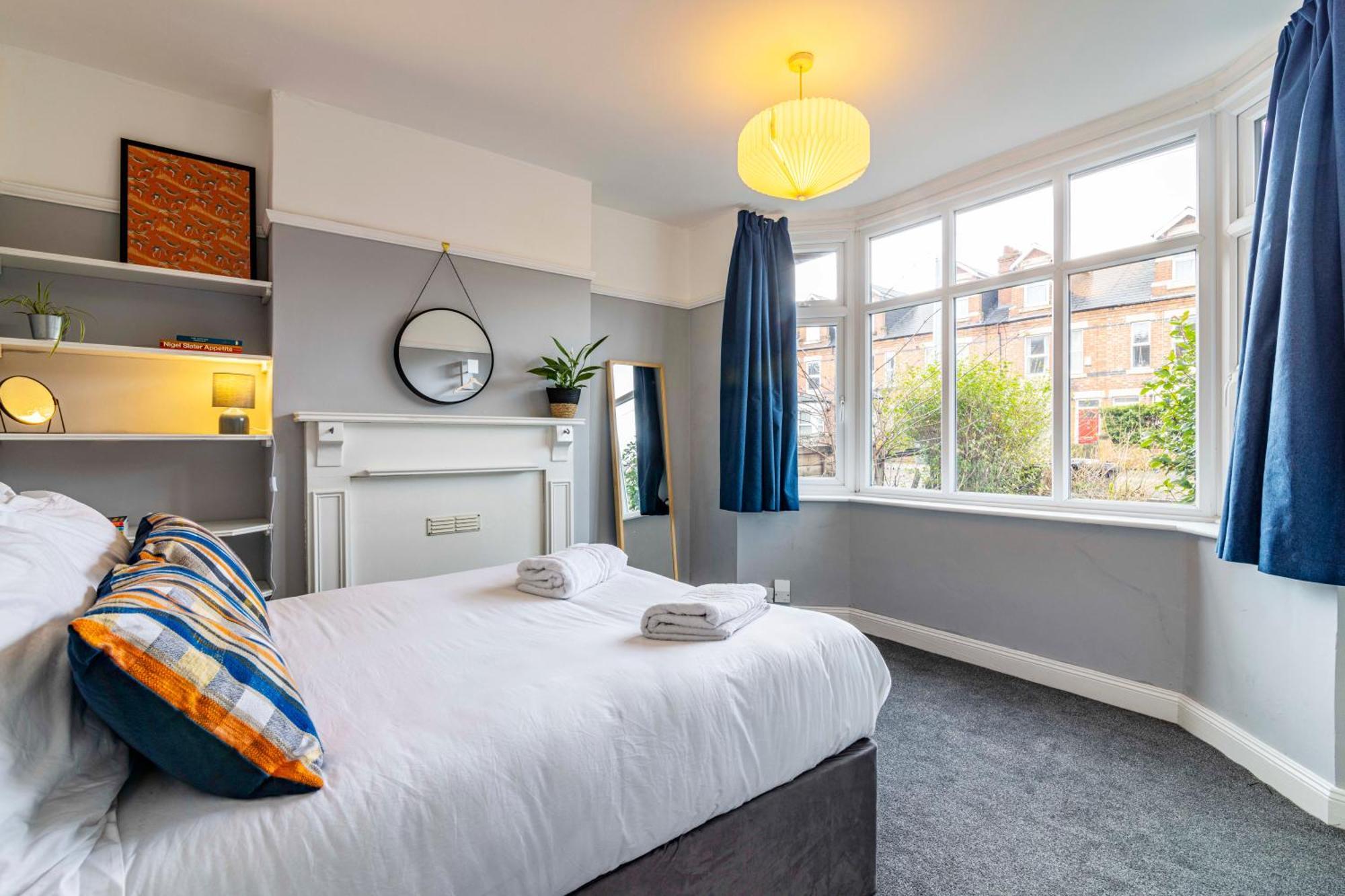 Lovely 4Bdr Home- Off Street Parking Sleeps 7 Nottingham Luaran gambar
