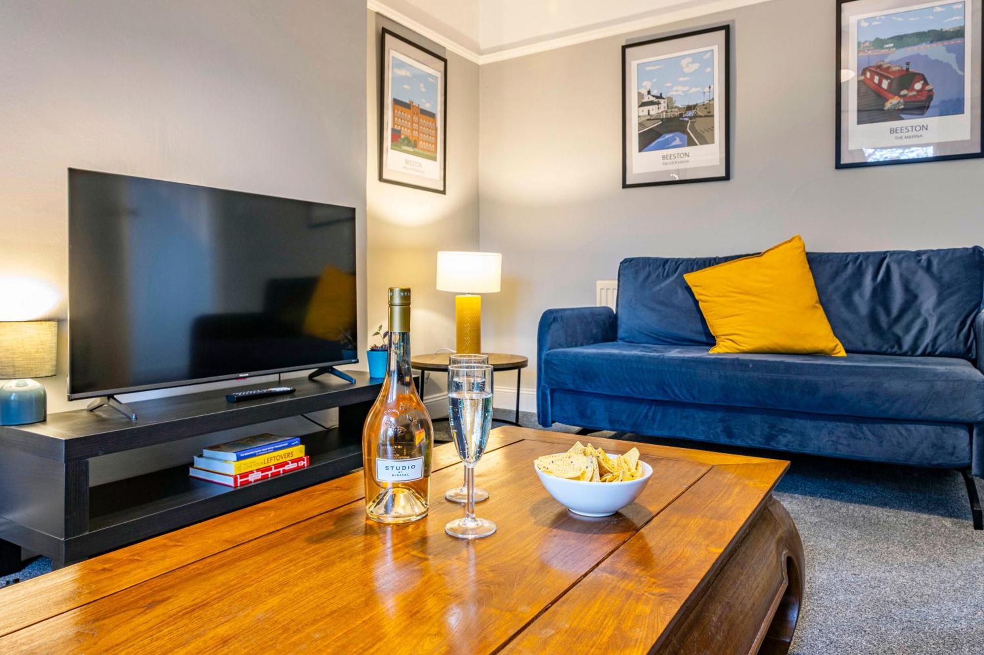 Lovely 4Bdr Home- Off Street Parking Sleeps 7 Nottingham Luaran gambar